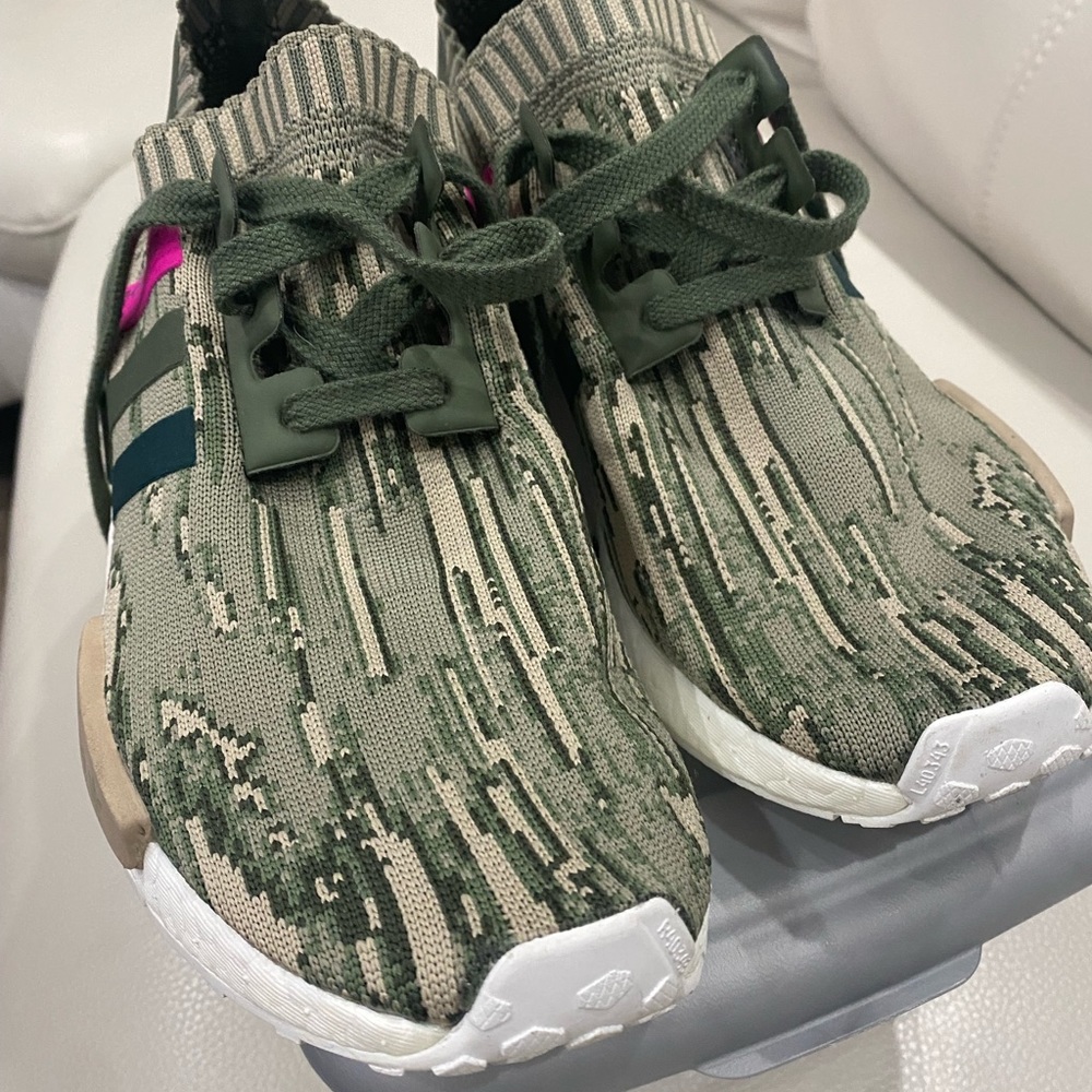💰PRICE ⬇️
 ADIDAS -  SERGEANT MAJOR/GREEN
NIGHT/SHOCK PINK - size 7 - Picture 3 of 11